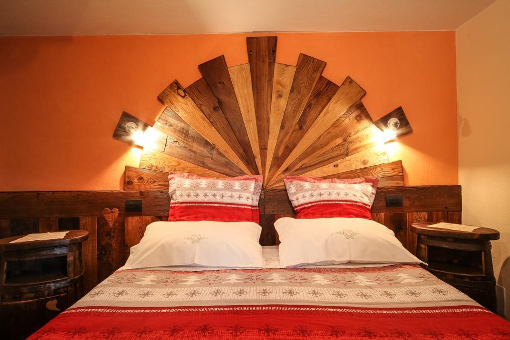 Souvenir De Tsaneli Apartamento Roisan Quarto foto